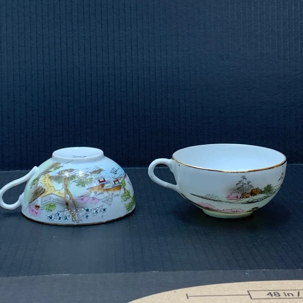 Vintage Made in Japan Porcelain Tea Cups‎ Set of 2 Painted Landscape Gold Trim
